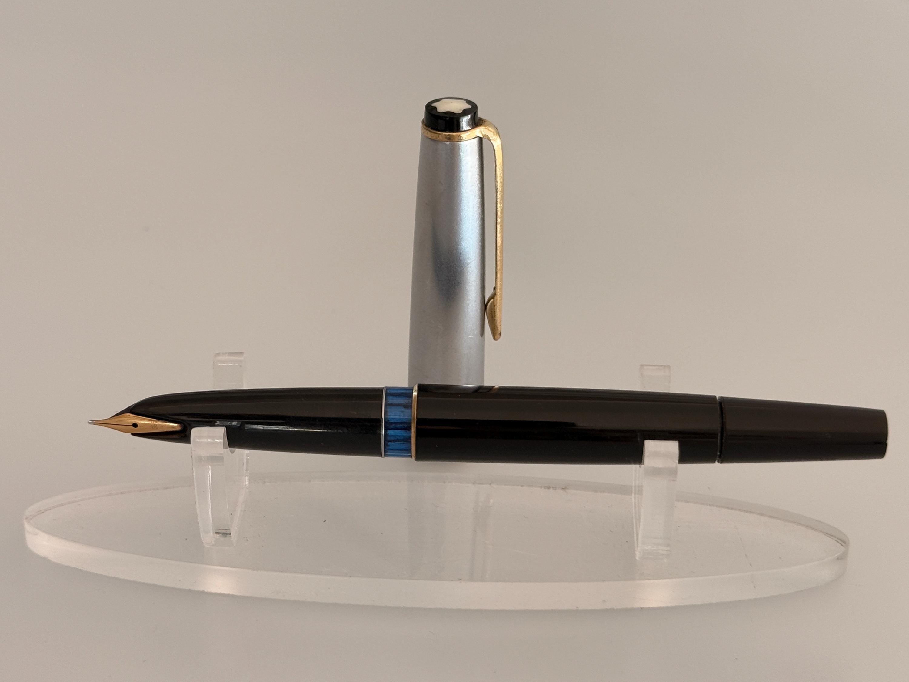 Montblanc 32 S Fountain Pen Black Brushed Steel Cap 14K EF Nib