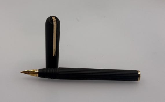Vintage Lamy Persona Fountain Pen, Black Gold, 18K 750 Gold Nib