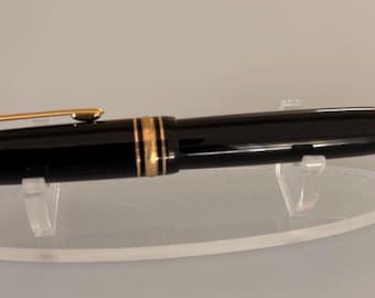 Montblanc Meisterstuck No. 146 Fountain Pen 4810 14K 585 Gold Nib