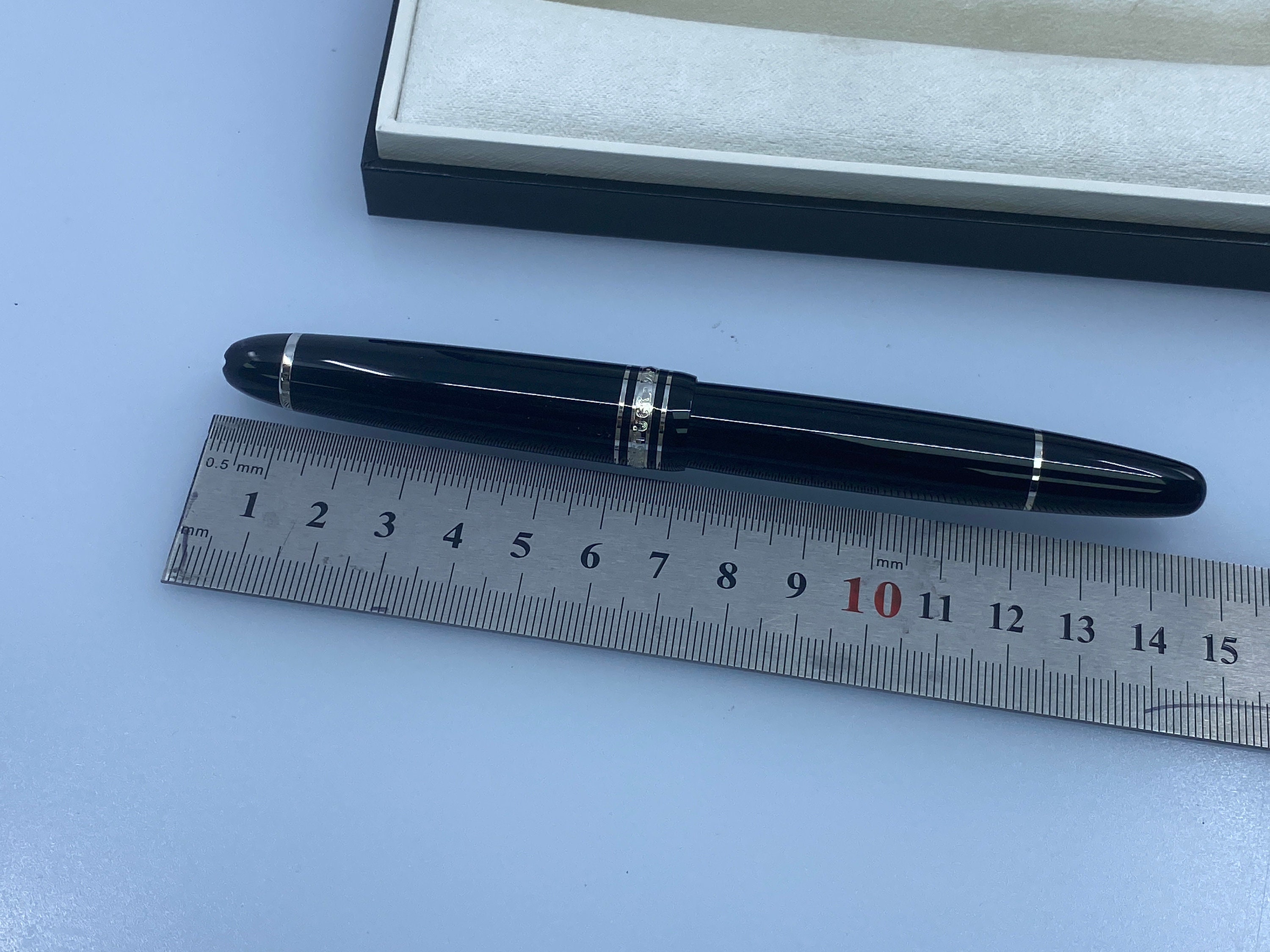 ◾️プラチナ◾️モンブラン162ボールペン◾️マイスターシュテュックルグラン ◾️箱付 Amazon | MONTBLANC モンブラン ローラーボール マイ
