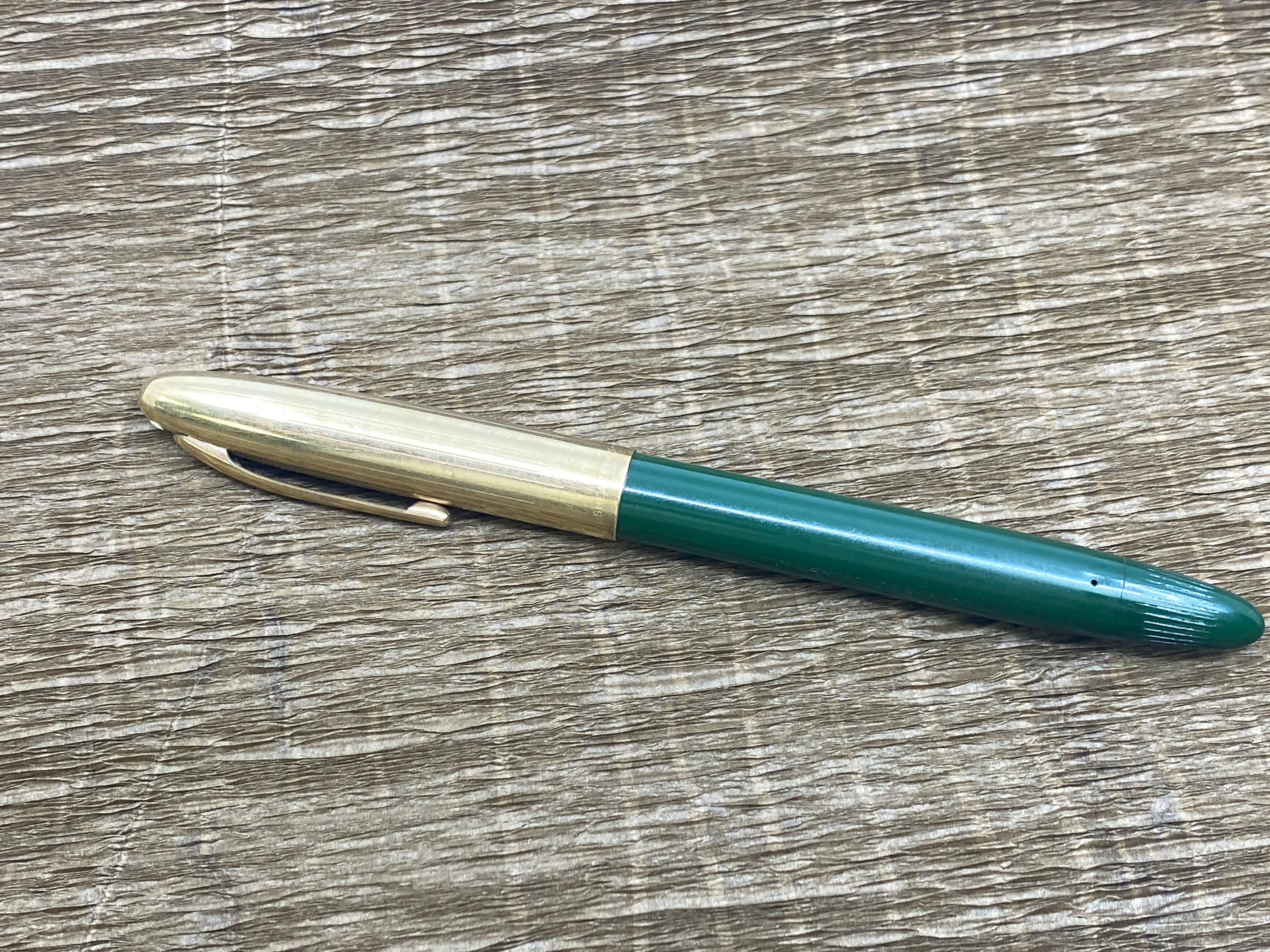 Sheaffer Valiente Snorkel 14K Fountain Pen in Sage Green - Super