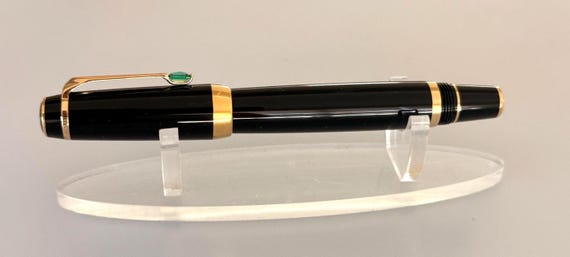 Montblanc Bohème Vert Rollerball Pen, Black Resin, Gold Trim