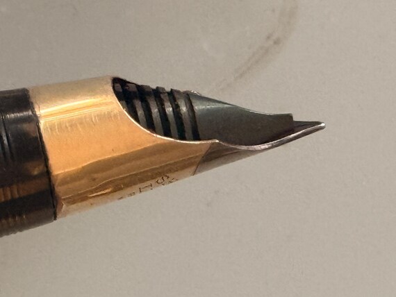 Buy Sheaffer Lifetime Fountain Pen - Brown Stripe Celluloid - 14K