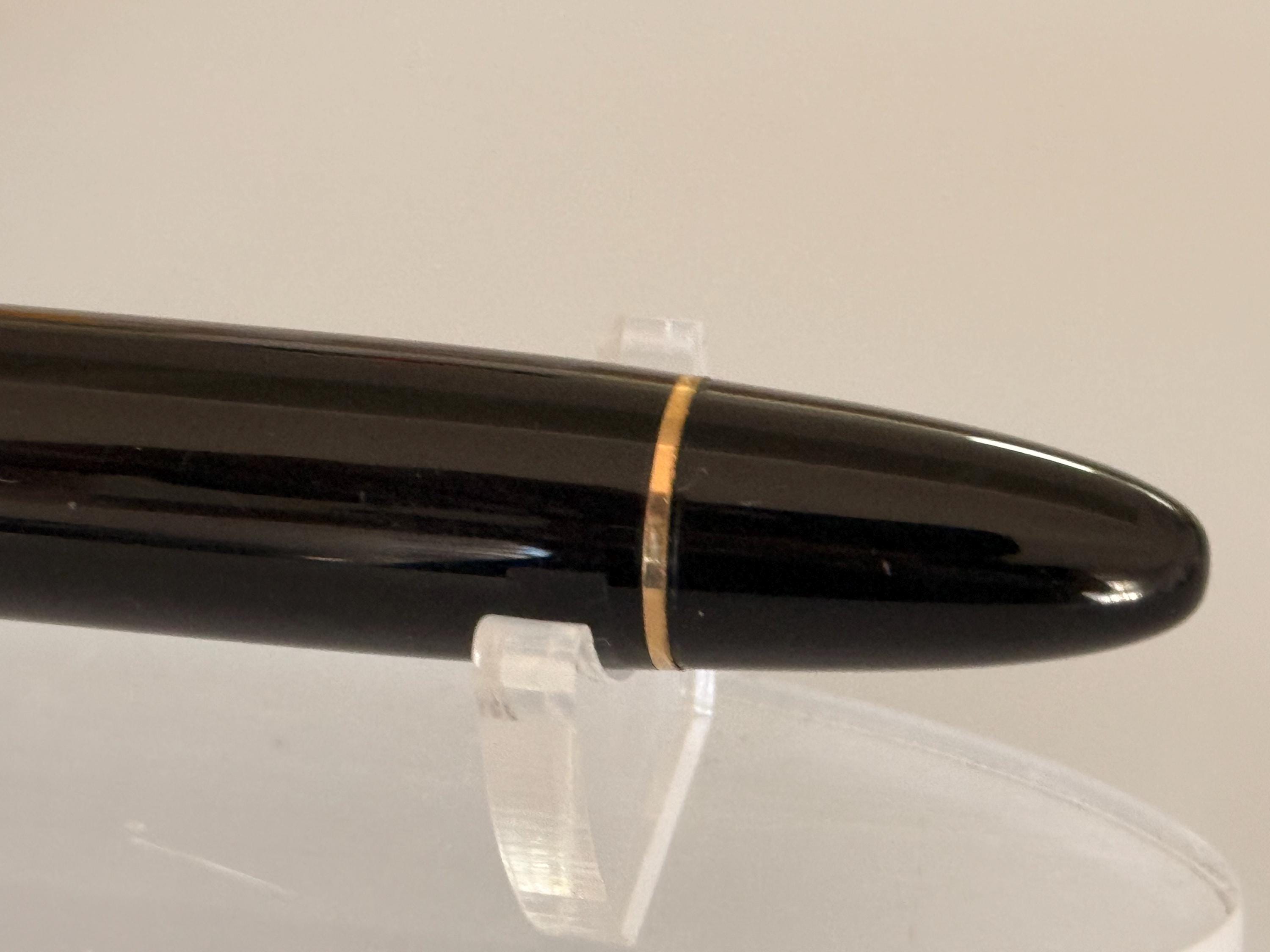 Montblanc Meisterstück 149 Fountain Pen 18K Two-tone Gold Nib