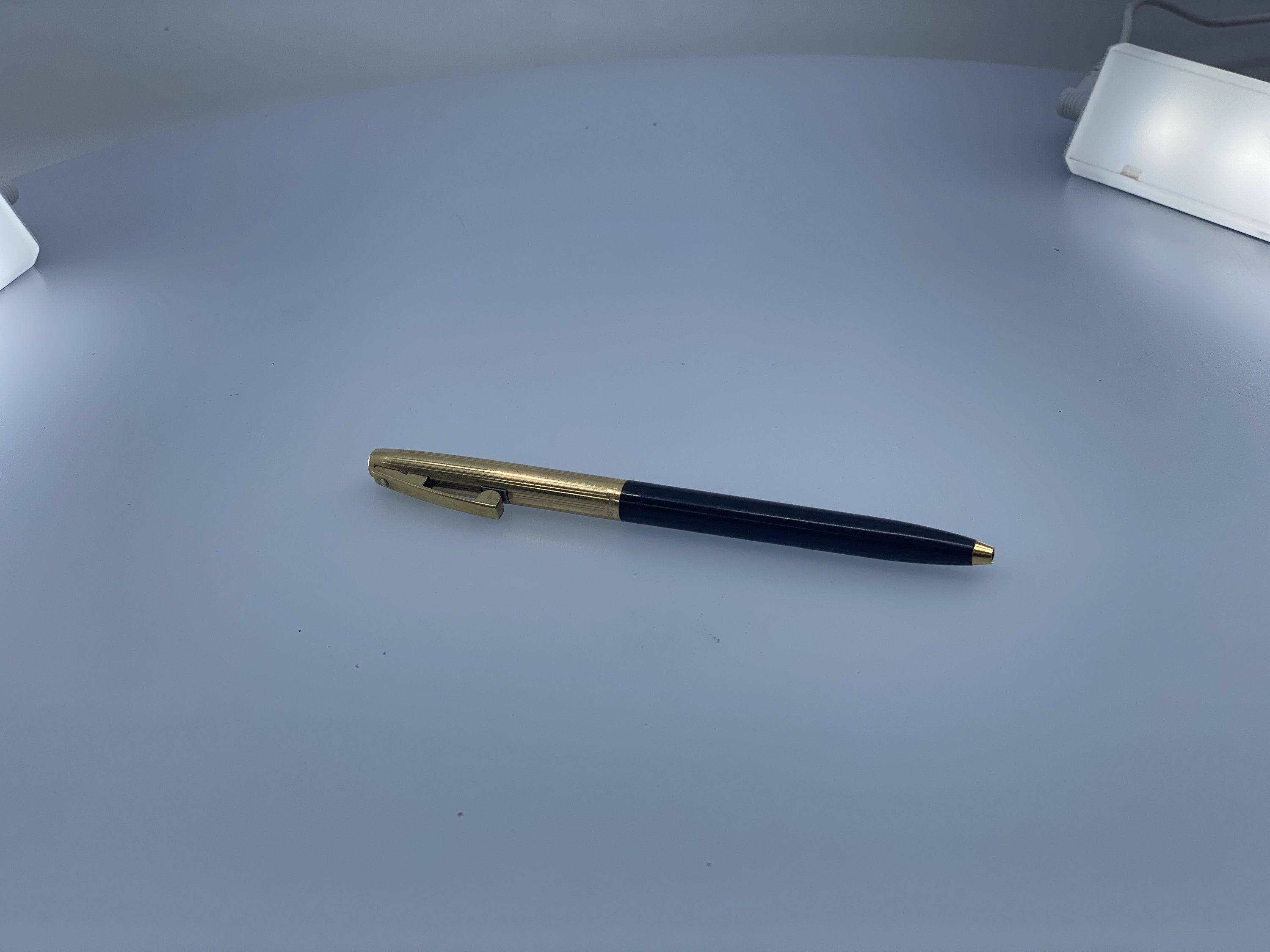 Vintage Sheaffer 12K Gold Filled Imperial Grapes Pen