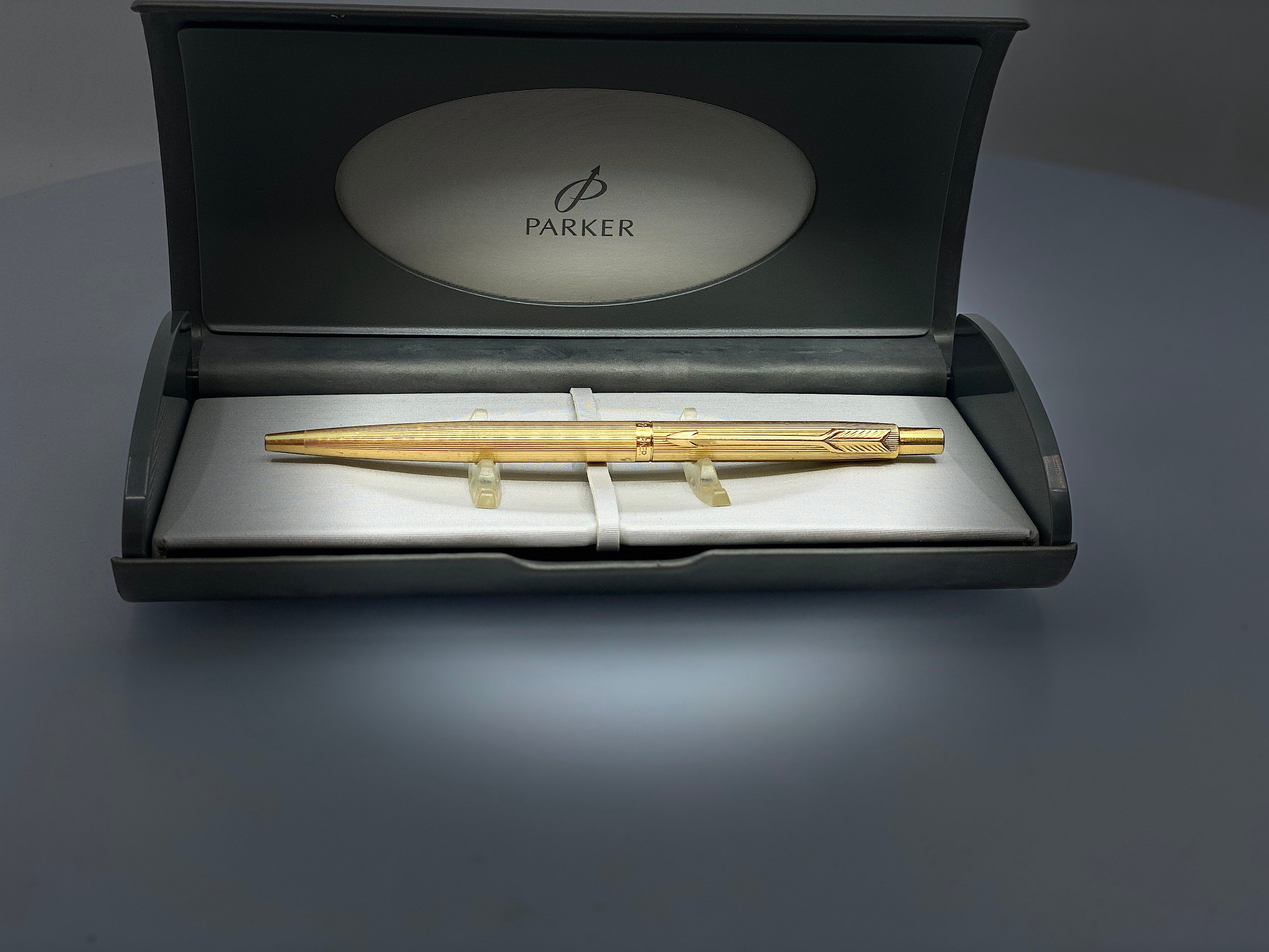 PARKER12kゴールド スリム ペンシル 本体M a de in USA Parker Classic Gold Plated Push Button Ballpoint Pen Made in USA