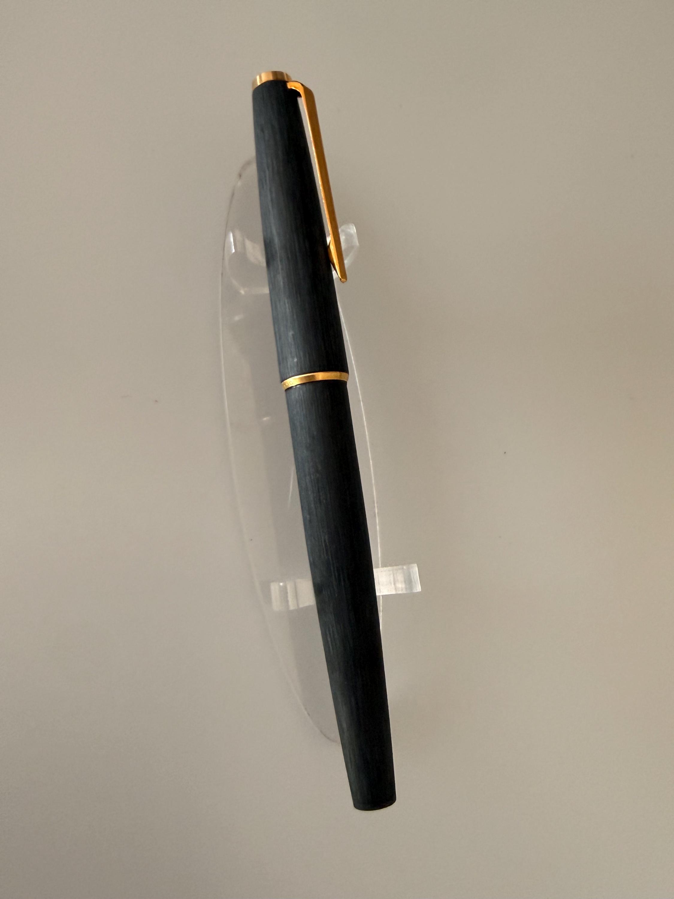 Vintage Montblanc 220 Fountain Pen, 585 14K Gold Nib, Brushed