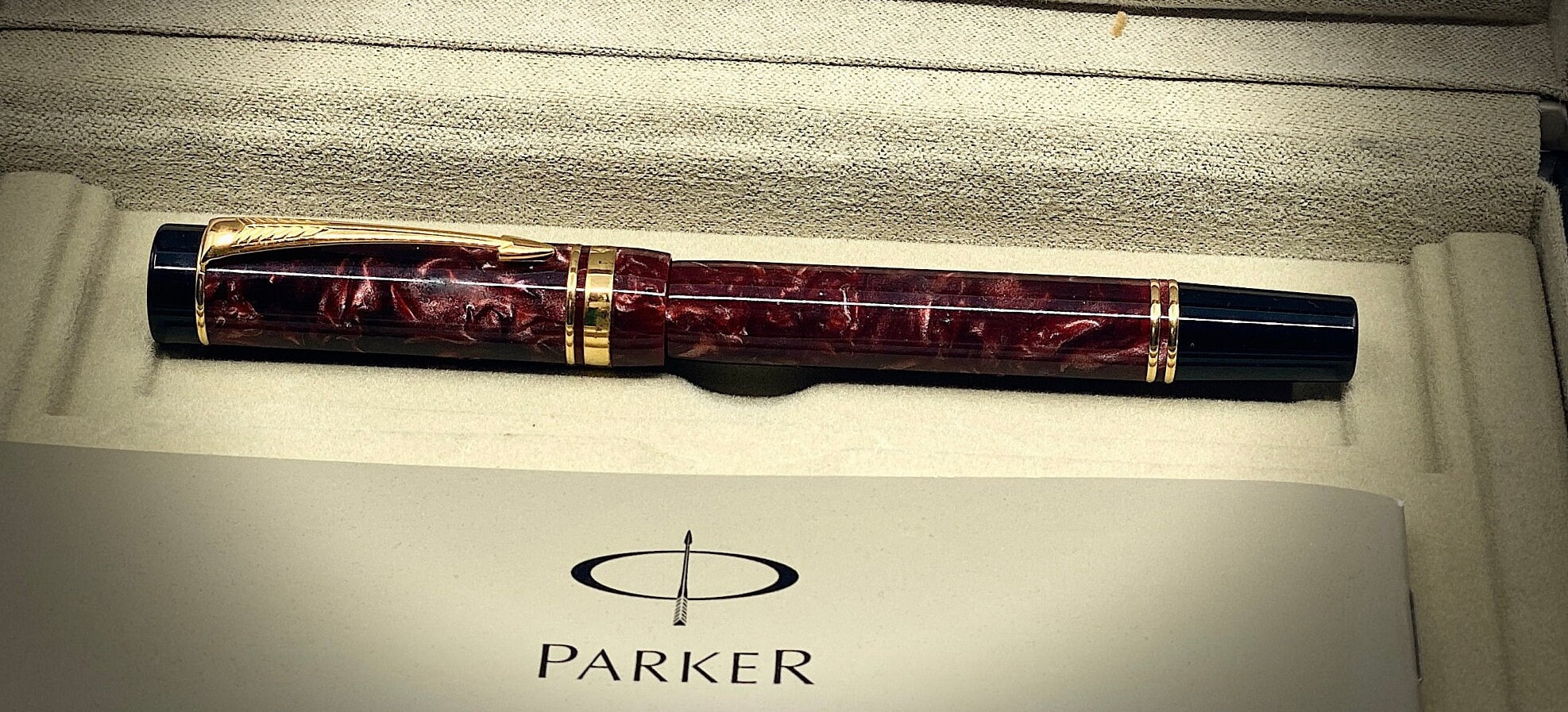 Stylo Bille Parker Duofold Résine Rouge Violet Marbré - Plume Or 18 Carats - Occasion Rare