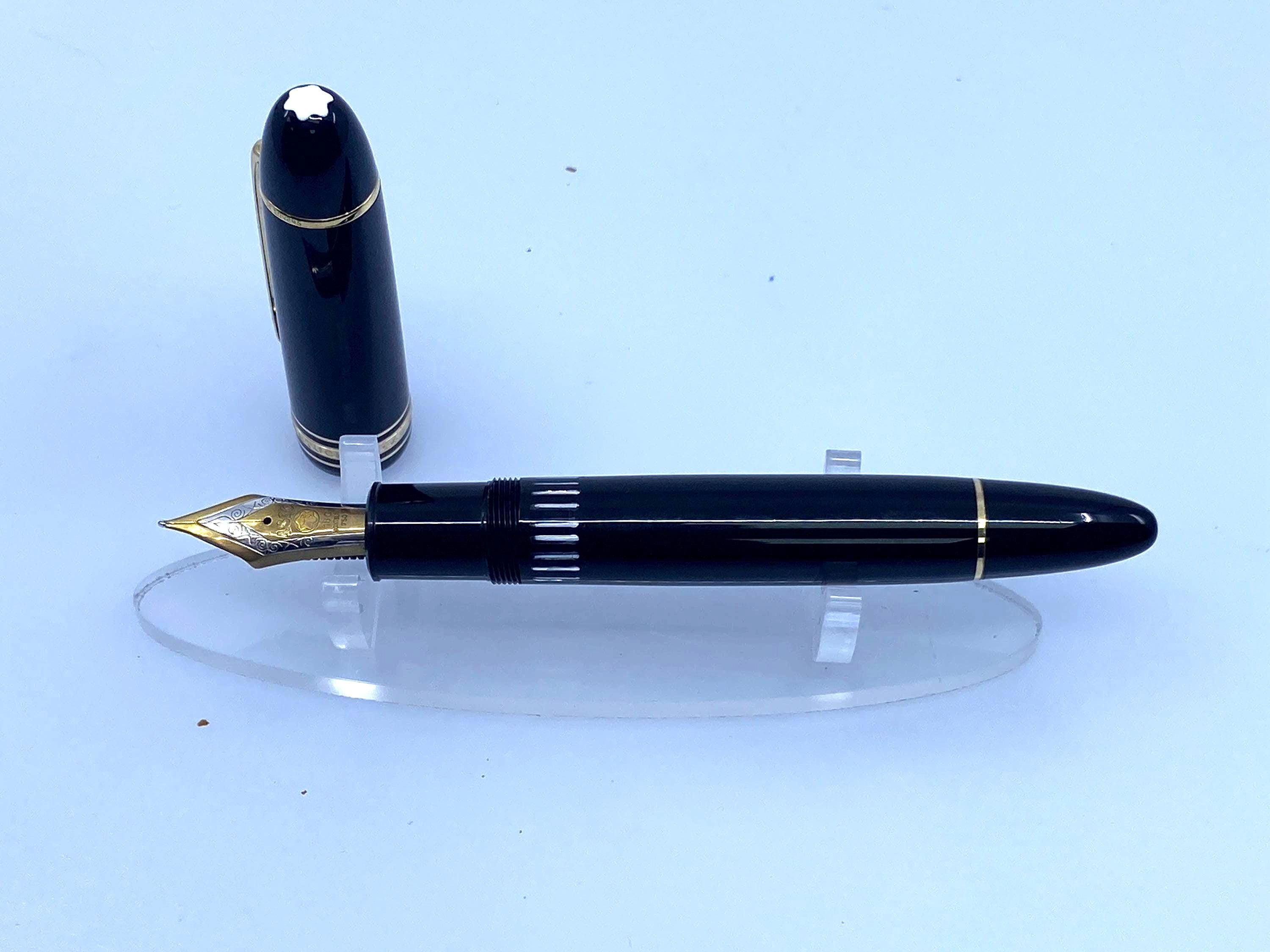 モンブラン マイスターシュテュック 149 万年筆 – 18K ツートンペン先