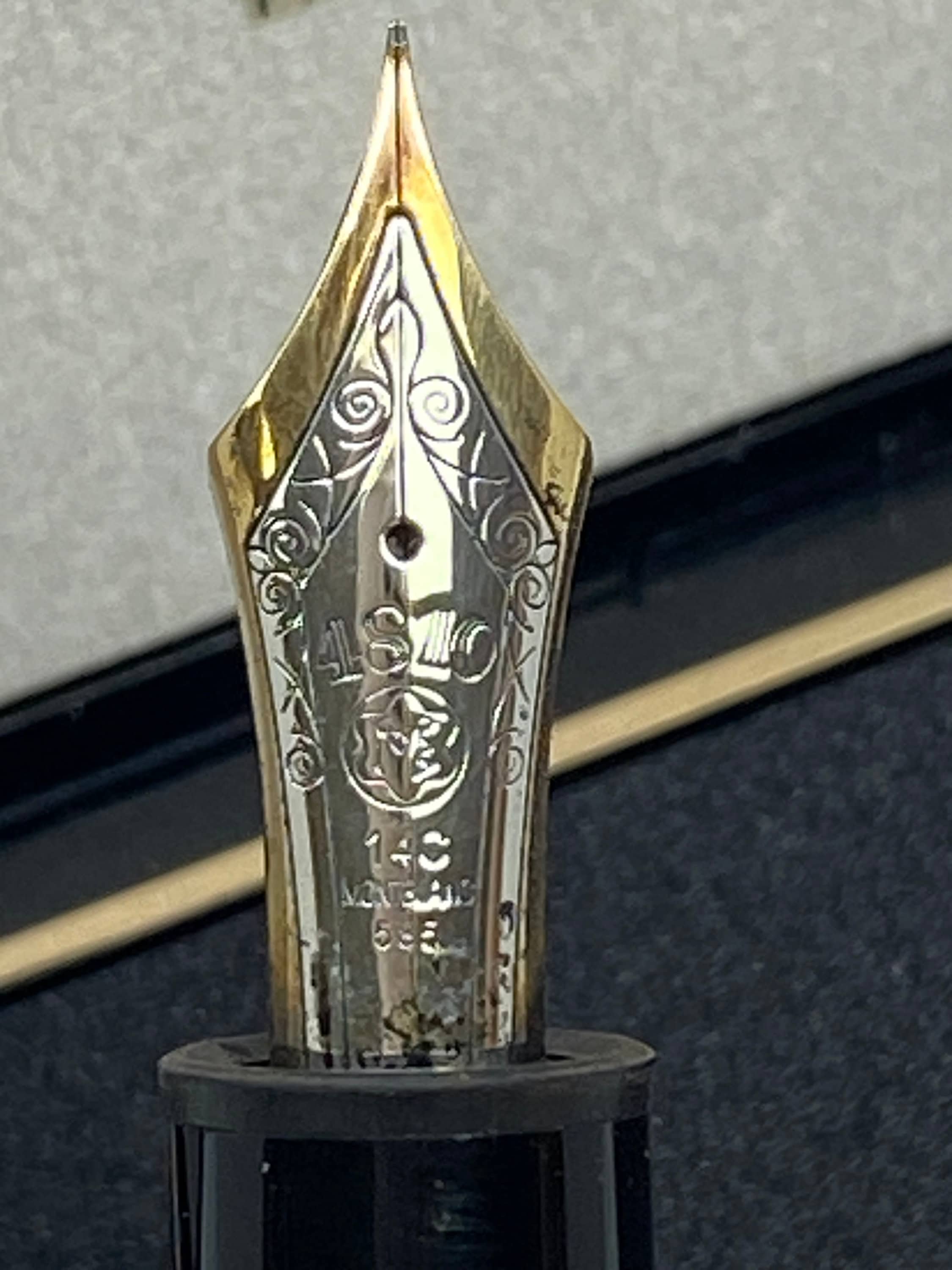 Montblanc Meisterstück 149 Fountain Pen - the Legend of Luxury