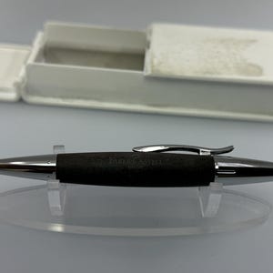 Faber-Castell E-Motion Portaminas de Madera Marrón Oscuro – Diseño Exclusivo y Elegancia