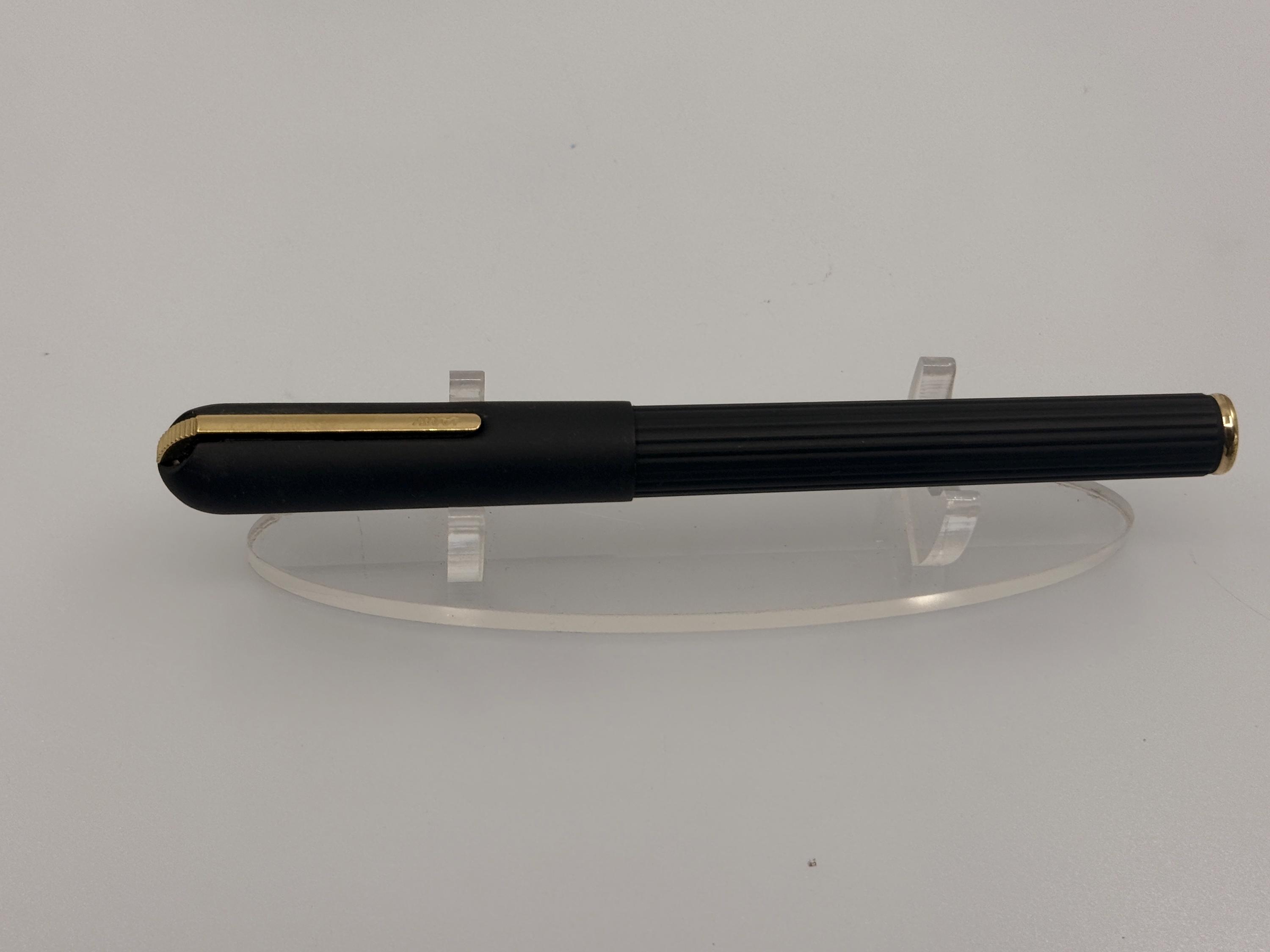 Vintage Lamy Persona Fountain Pen, Black Gold, 18K 750 Gold Nib