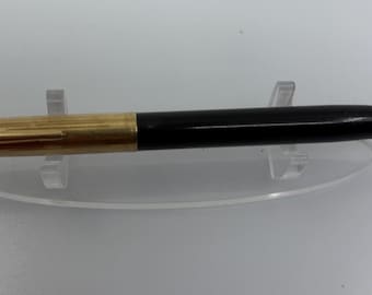 Sheaffer Imperial Fountain Pen 14K Gold Nib – Black & Gold Vintage Pen – Made in USA