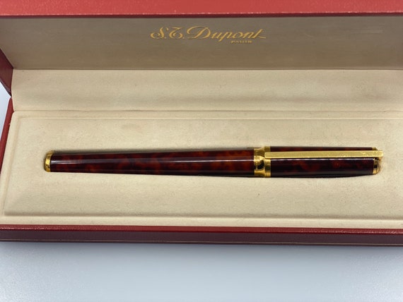 高級ボールペン　クラシック中国漆ブルー 【定価65,186円】S.T.デュポン 定価65,】S.T.デュポン 【公式 クラシック中国漆ブルー 高級ボールペン 筆記具