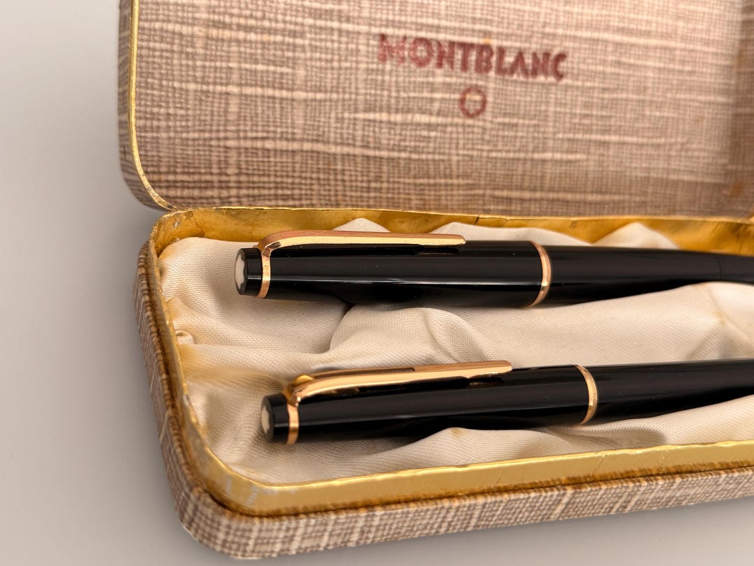 MONT BLANC万年筆 ３２　2本セット 14K 585 Vintage Montblanc 32 Fountain Pen & 38 Ballpoint Set, 14K 585 Gold