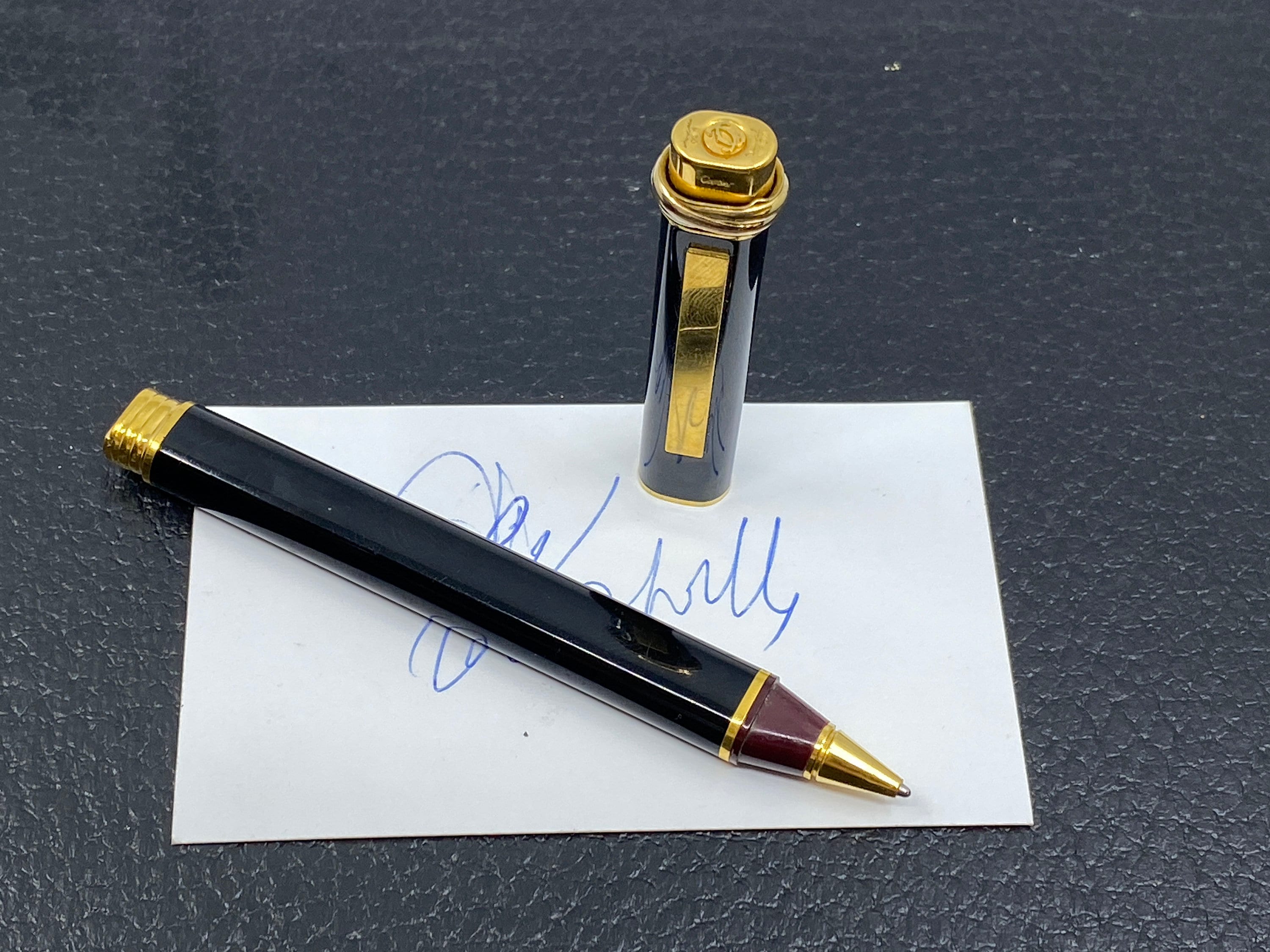 Cartier Vendome Trinity Rollerball Pen - Lacado Negro y Oro