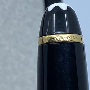 Montblanc Meisterstück 144: Classic Elegance in Fountain Pen from 1989 image 3