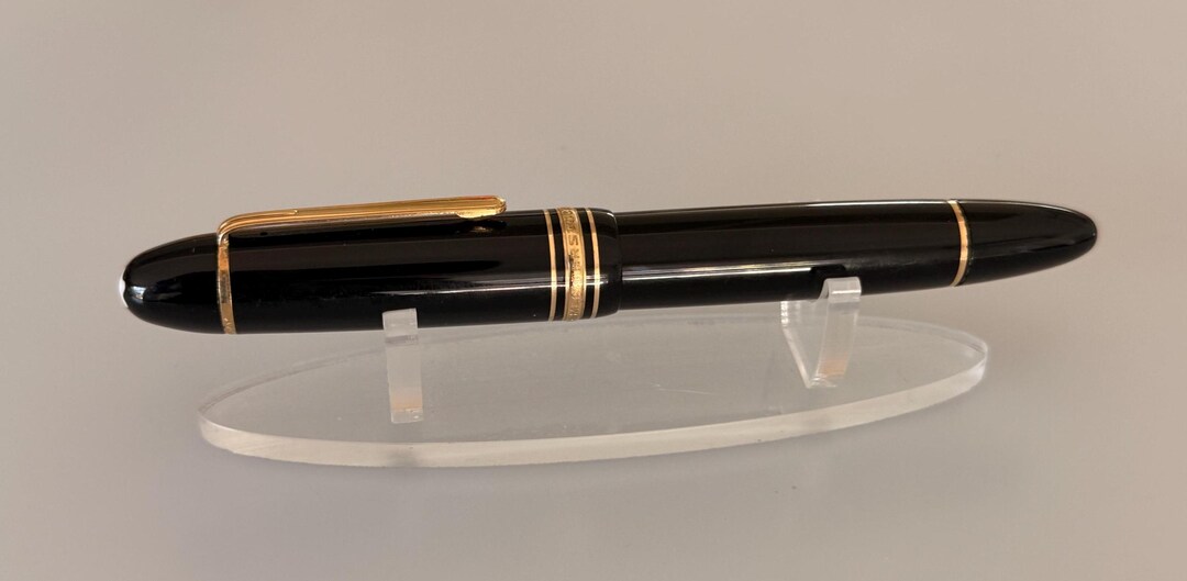 Montblanc Meisterstück 149 Fountain Pen 18C 750 Two-tone Gold Nib