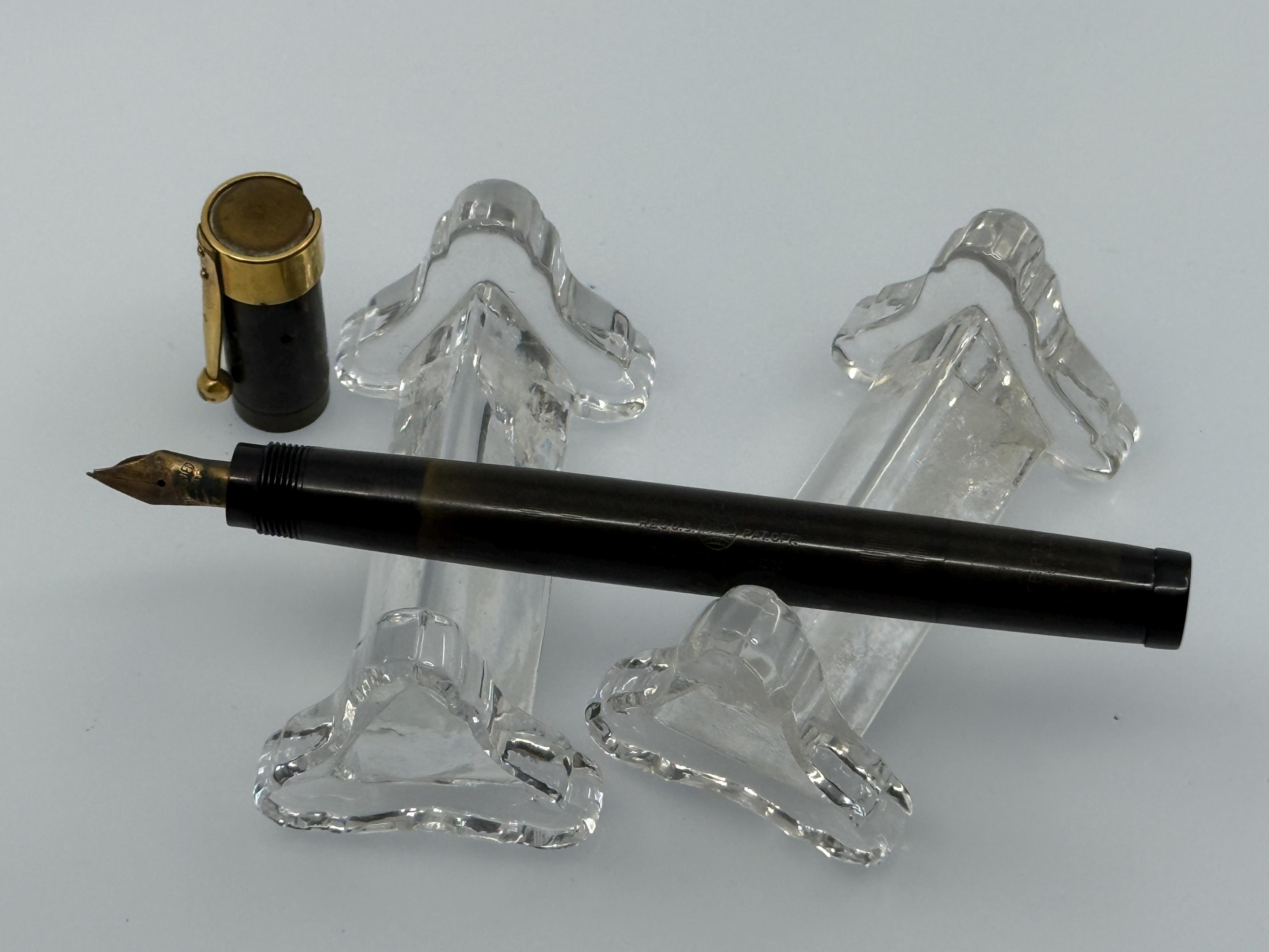Stylo Plume Waterman 54 à Levier - Ébonite Noire, Plume Or 18 Carats, Occasion