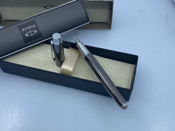 Parker IM Premium Deep Gun Metal Chiselled CT Fountain Pen Never