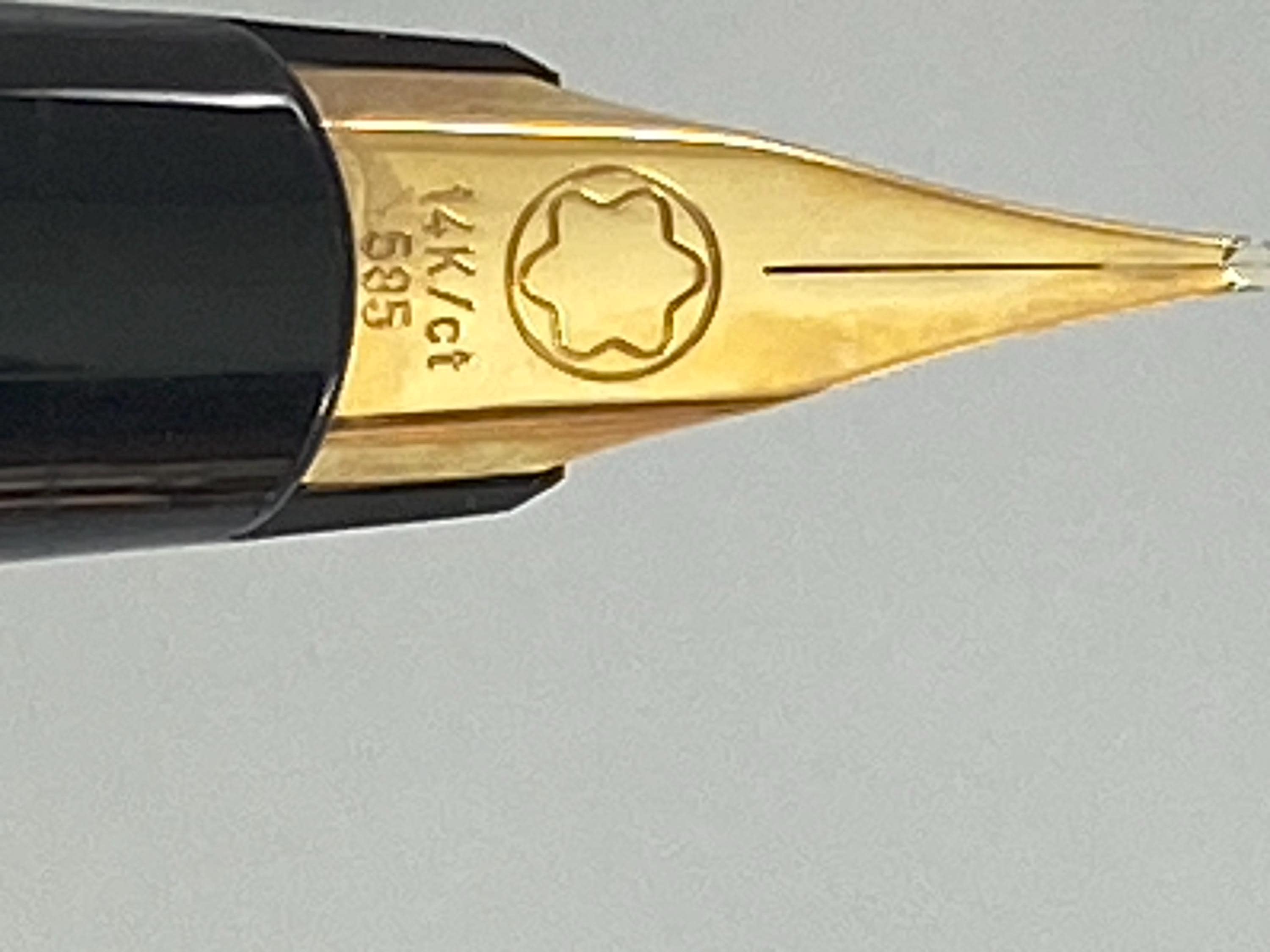 ヴィンテージ モンブラン クラシック 万年筆 – 14Kゴールドペン先