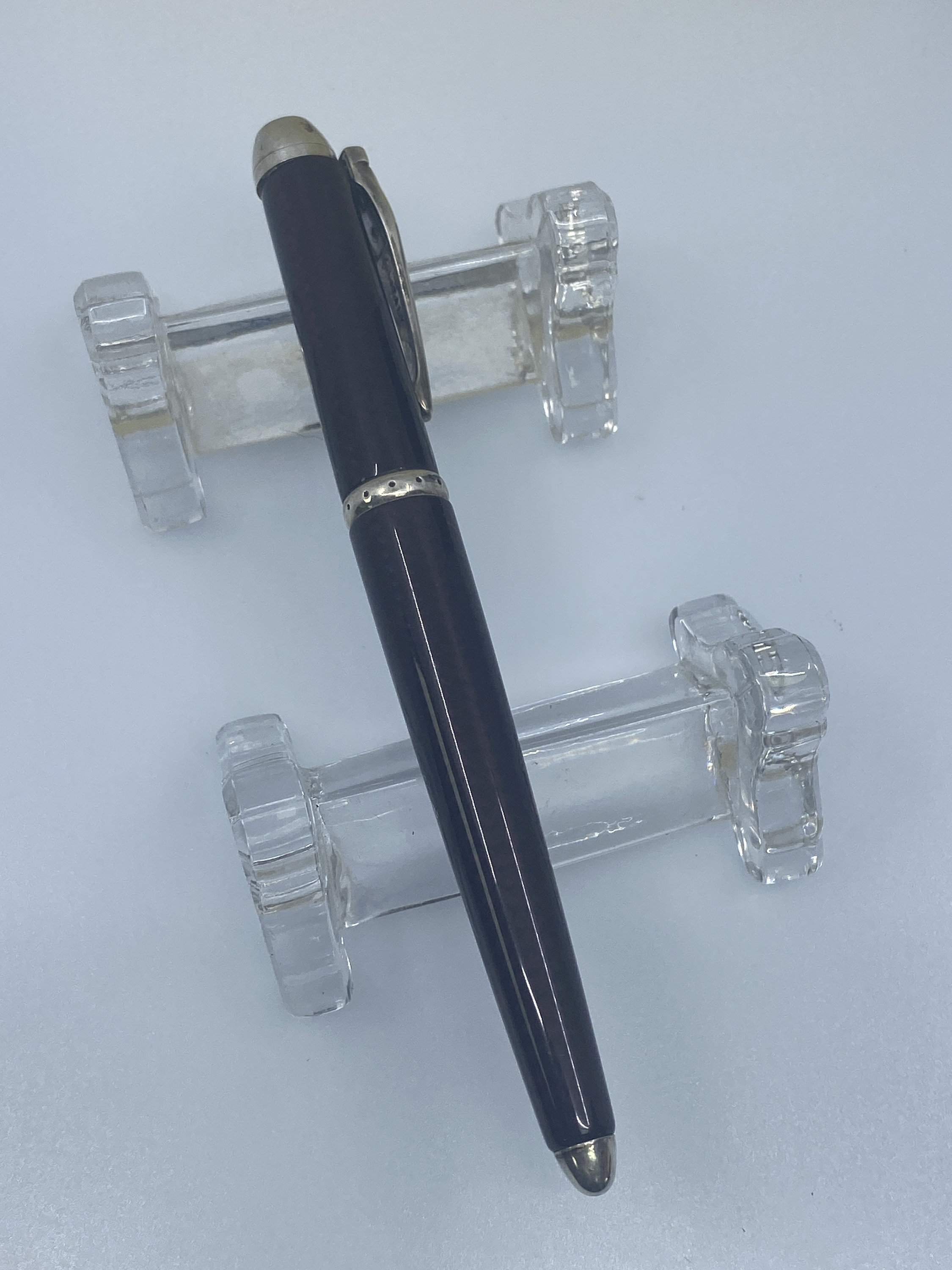 モンテグラッパ アイルトン・セナ 限定版 万年筆 マルーン カーボン