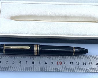 Montblanc Meisterstück 149 Fountain Pen 14K Gold Nib Never Inked
