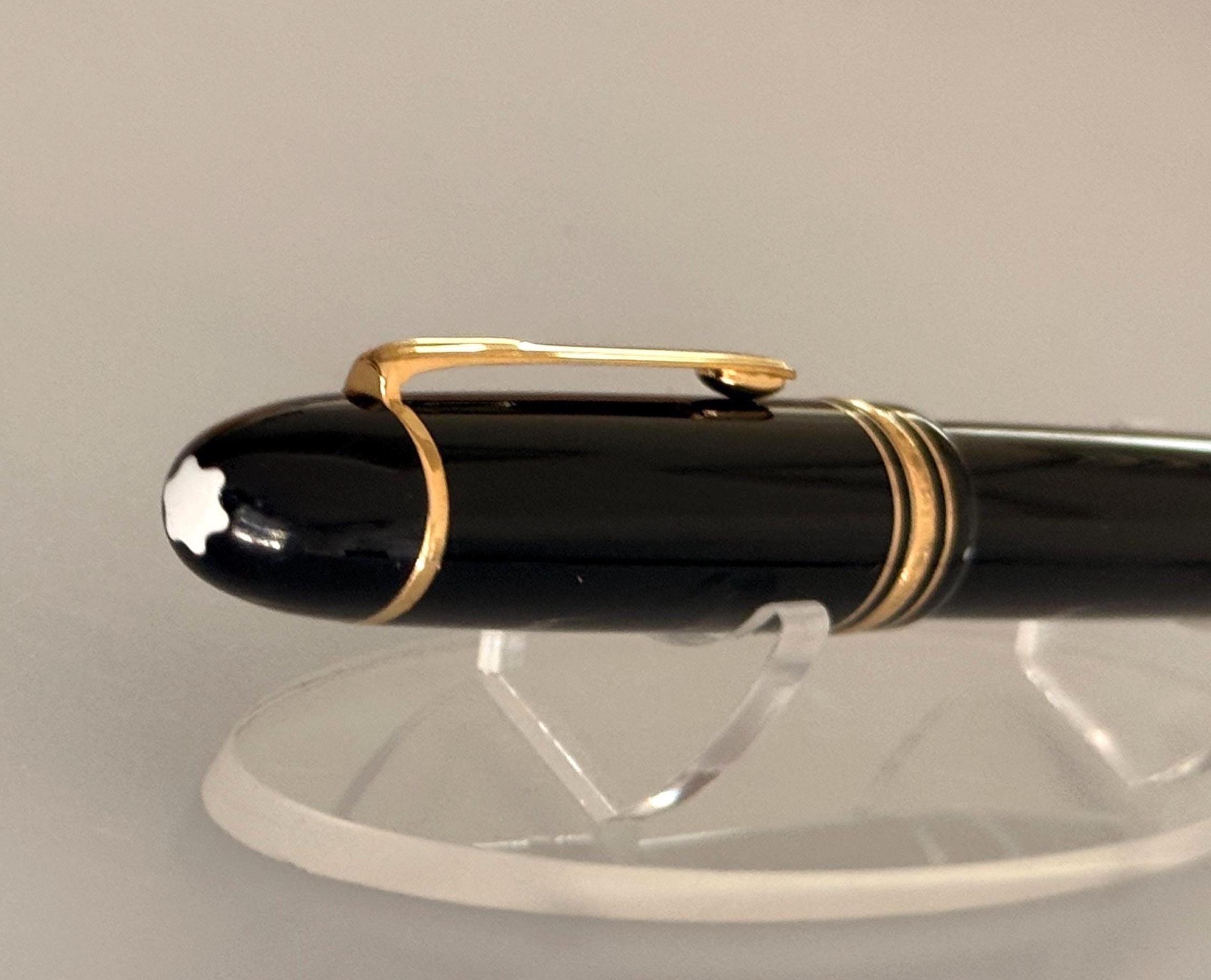 Montblanc Meisterstück 146 Fountain Pen 14C 585 Gold Nib W