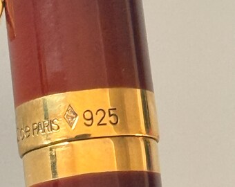 Vintage S.T. Dupont Classique Laque De Chine Fountain Pen