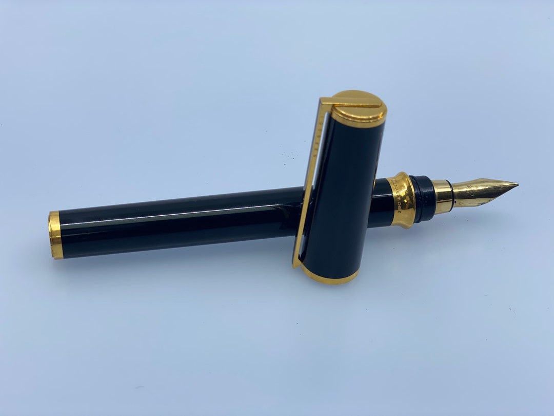 Fountain Pen S.T. Dupont Montparnasse XL Black - Chinese Lacquer