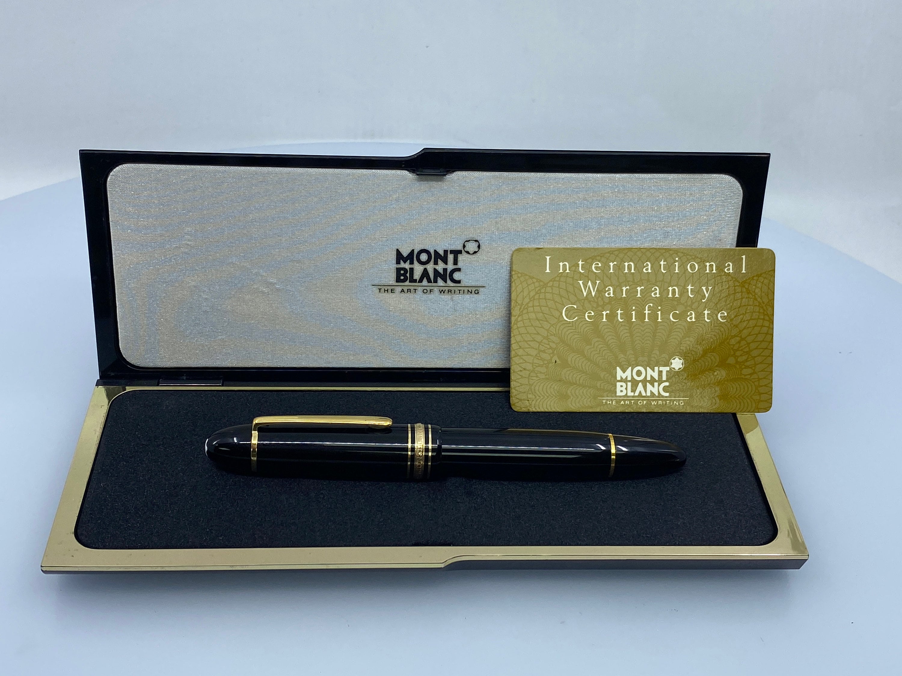 Montblanc Meisterstück 149 Fountain Pen - the Legend of Luxury
