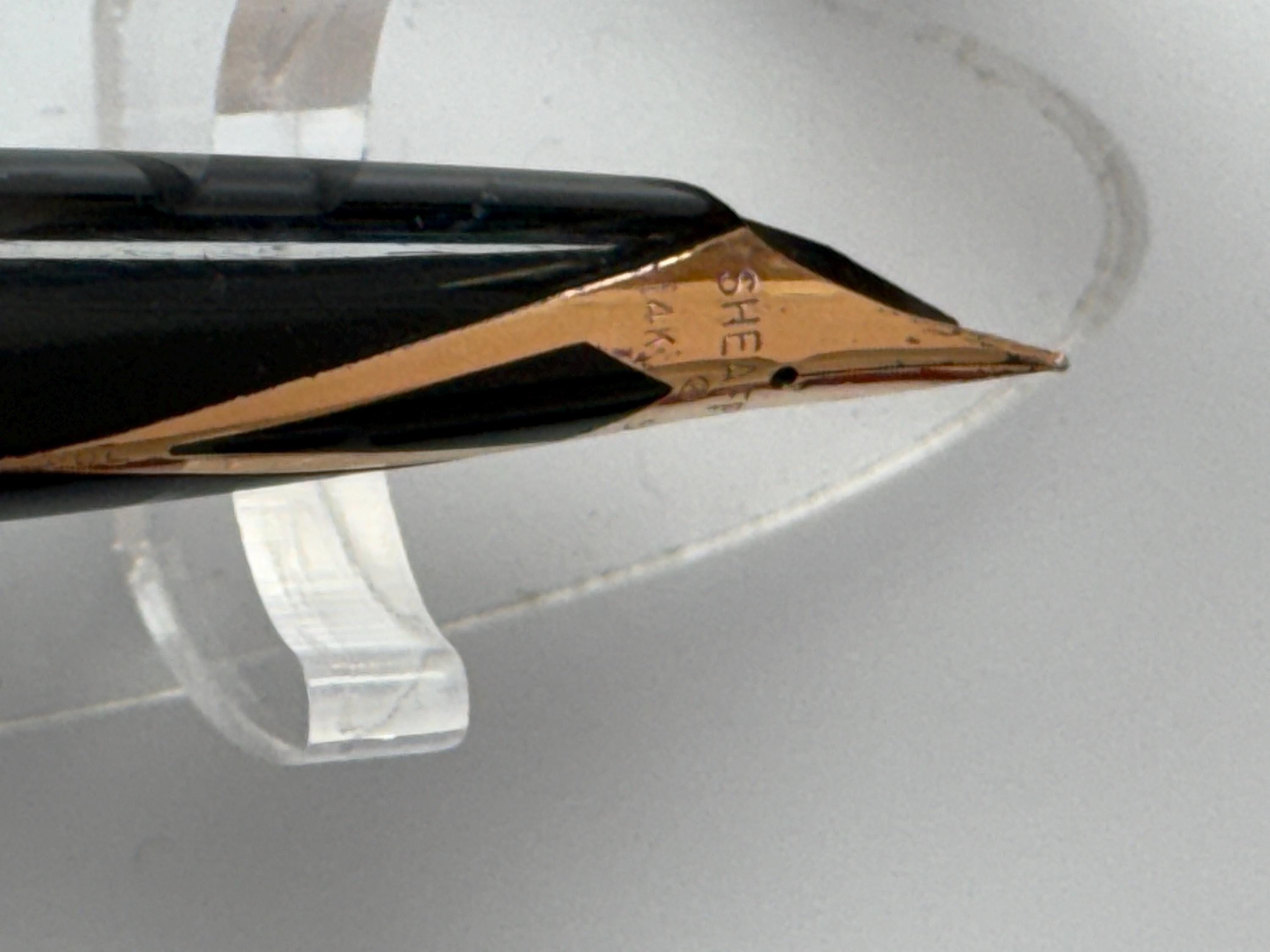 Vintage Sheaffer Imperial 835 Fountain Pen, 14K Inlaid Gold Nib