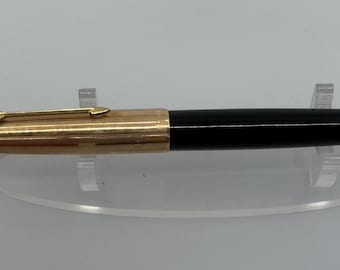 Vintage Parker 65 Fountain Pen – 14K Gold Nib – Black Resin & Gold
