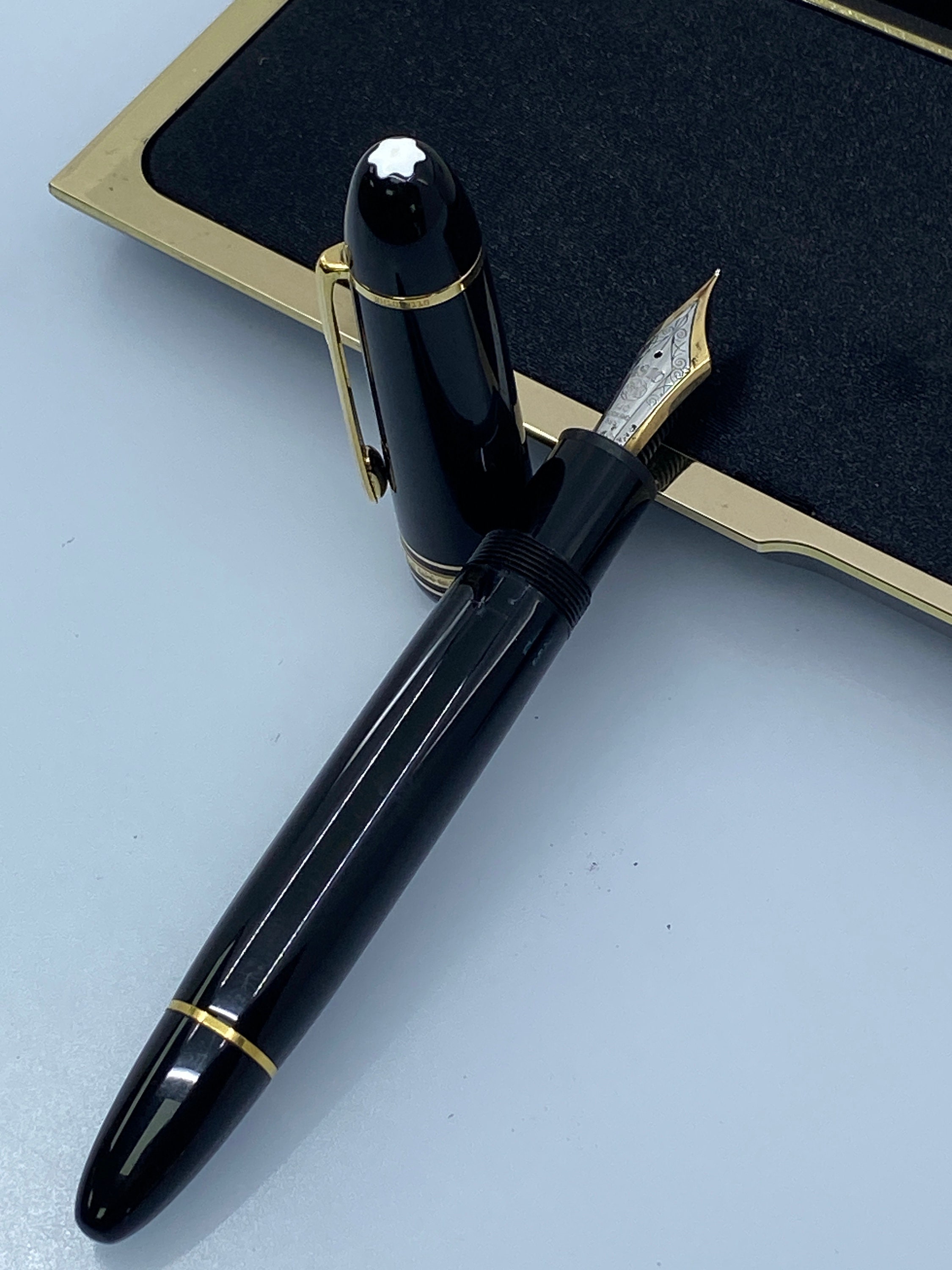 Montblanc Meisterstück 149 Fountain Pen 14C 585 Gold Nib Black