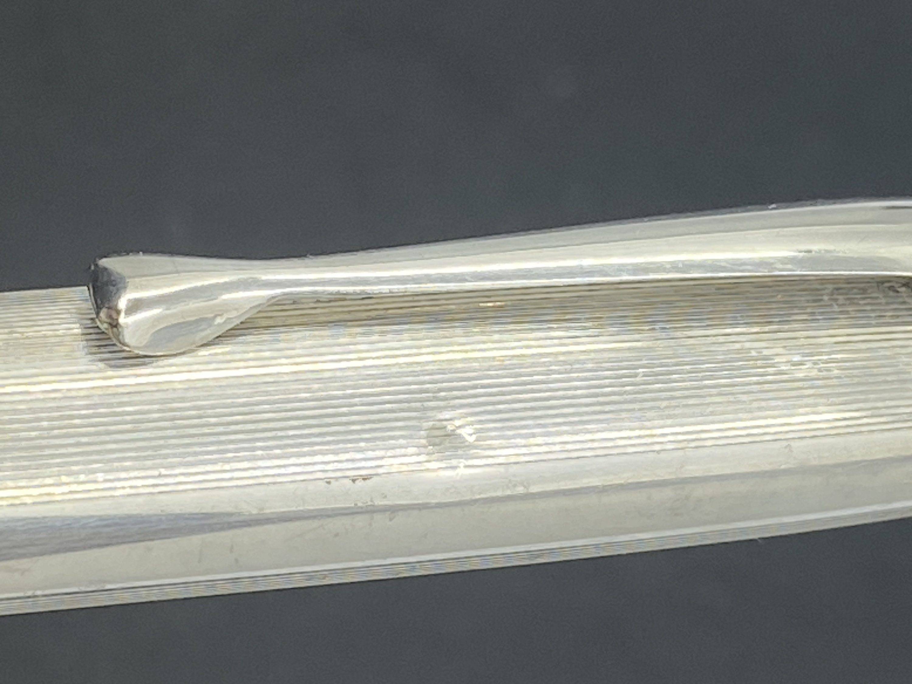 Stylo Plume Delta Modèle Graffiti Spline Bit - Finitions Argent Et Or, Fabriqué En Italie, Neuf Avec étiquettes