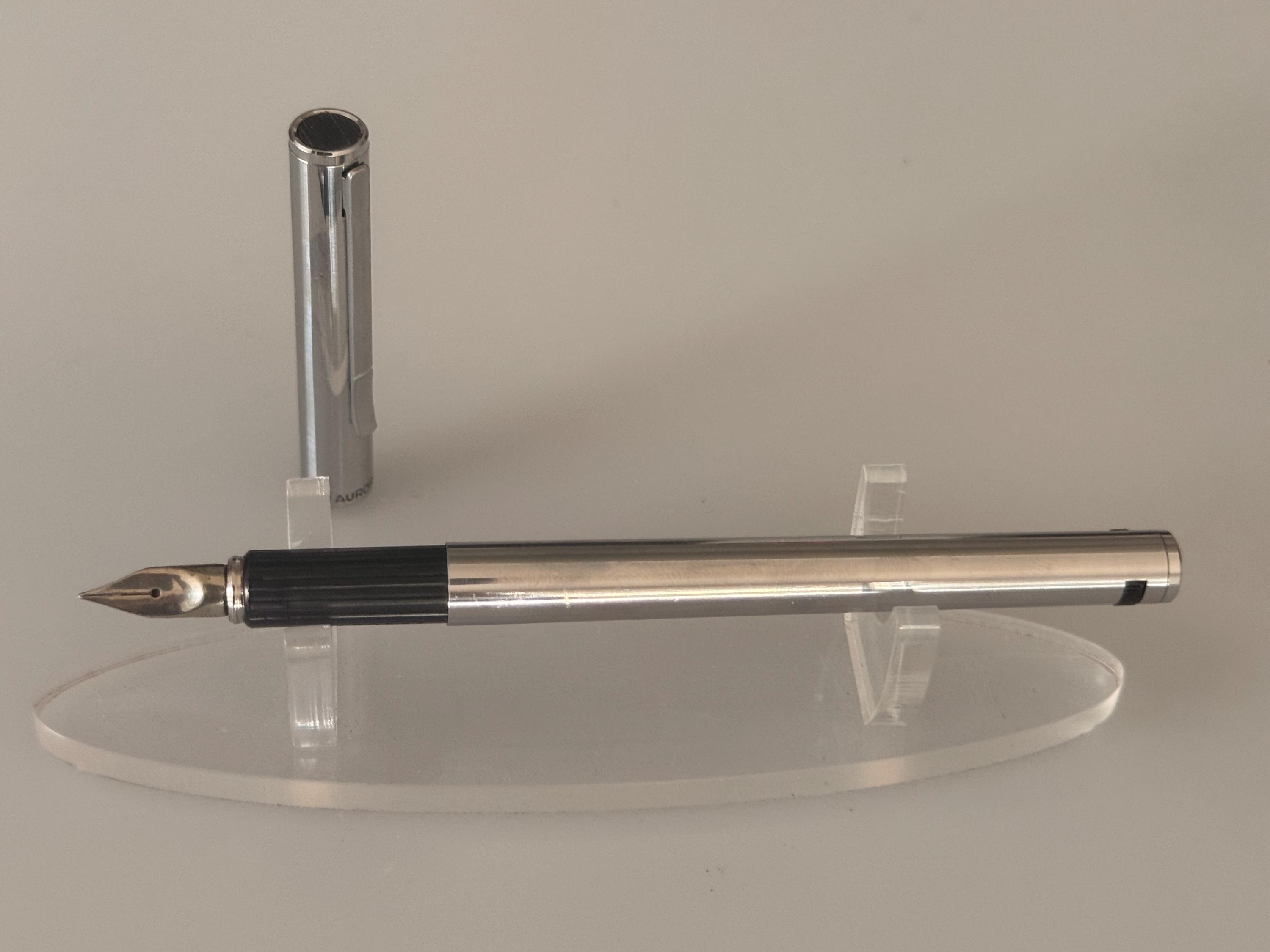 Vintage Aurora Hastil Fountain Pen 14K Gold Nib Satin Steel Marco