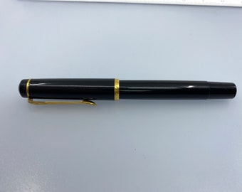 Pelikan Classic M200 – Zeitlose Eleganz im Füllfederhalter