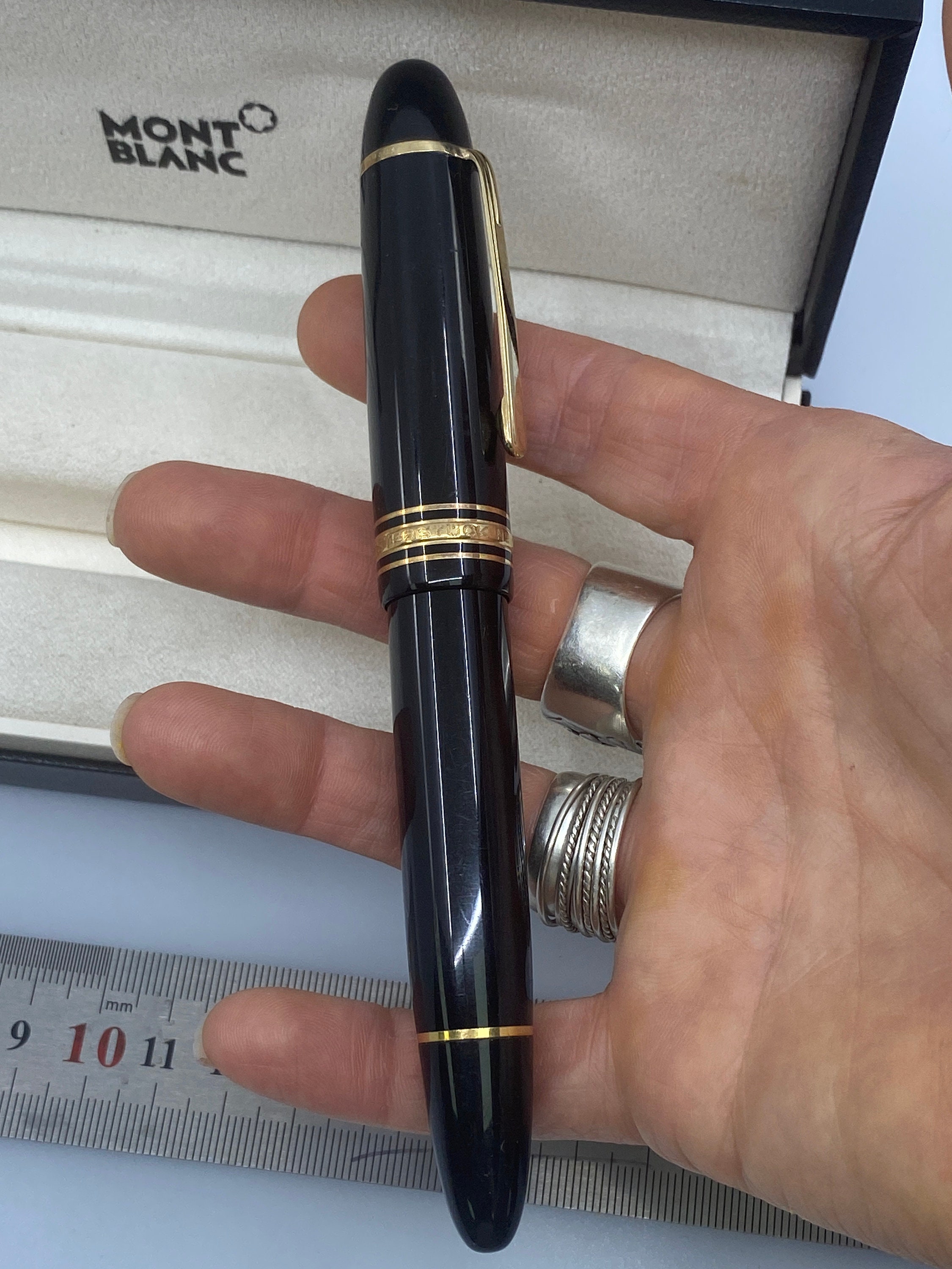 Montblanc Meisterstück 149 Diplomat Fountain Pen – 14K Gold Nib