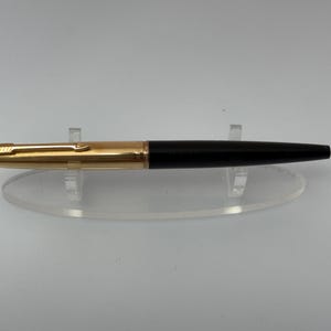 Penna stilografica Parker 61 Vintage – Made in France, corpo nero e cappuccio dorato