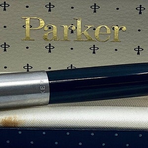 Pluma Estilográfica Parker 21 - Elegancia Clásica