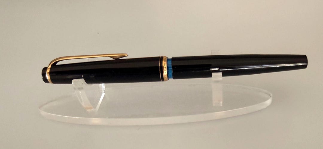 Vintage Montblanc No. 22 Fountain Pen, Black Piston Filler, Blue