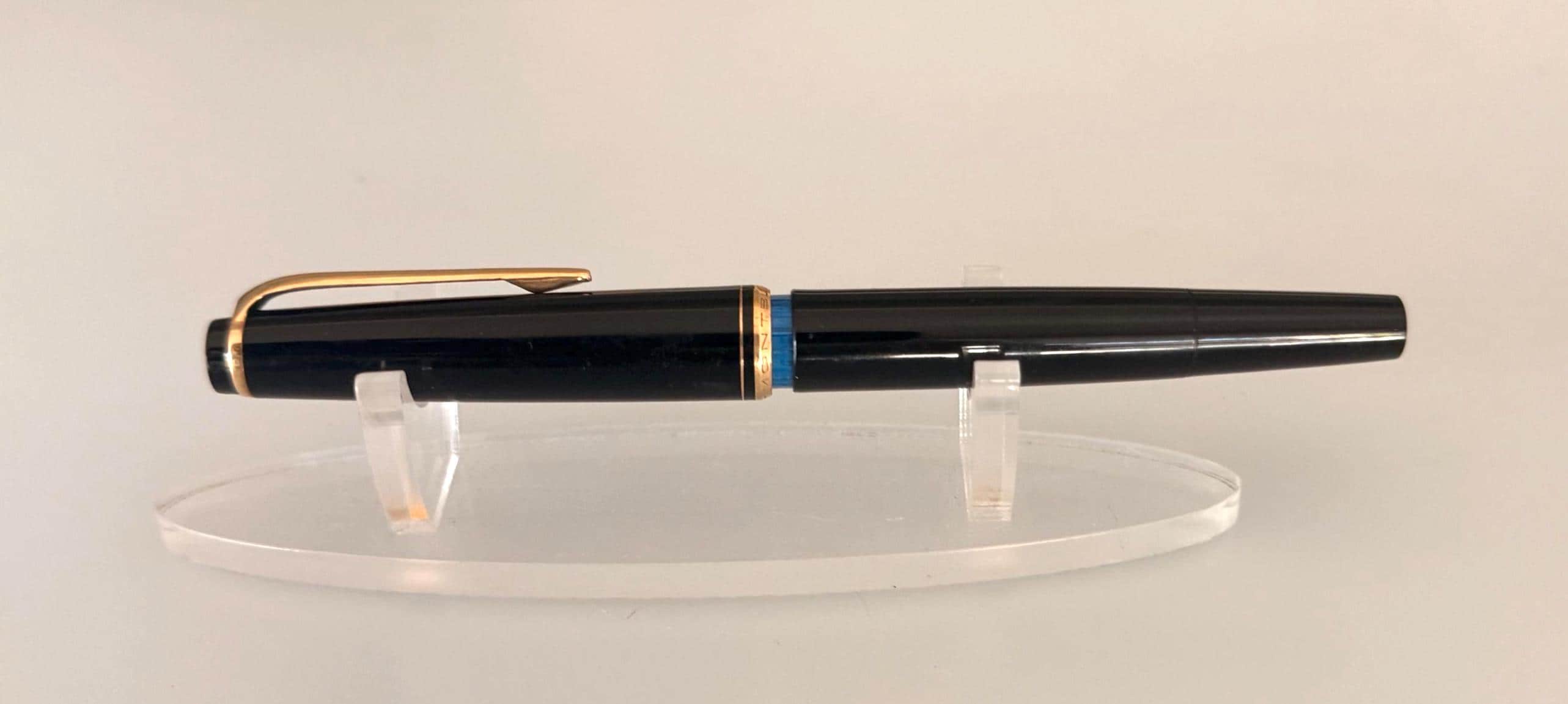Vintage Montblanc No. 22 Fountain Pen, Black Piston Filler, Blue