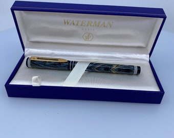 Waterman Fountain Pen in Olive Wood with Blue Marbling