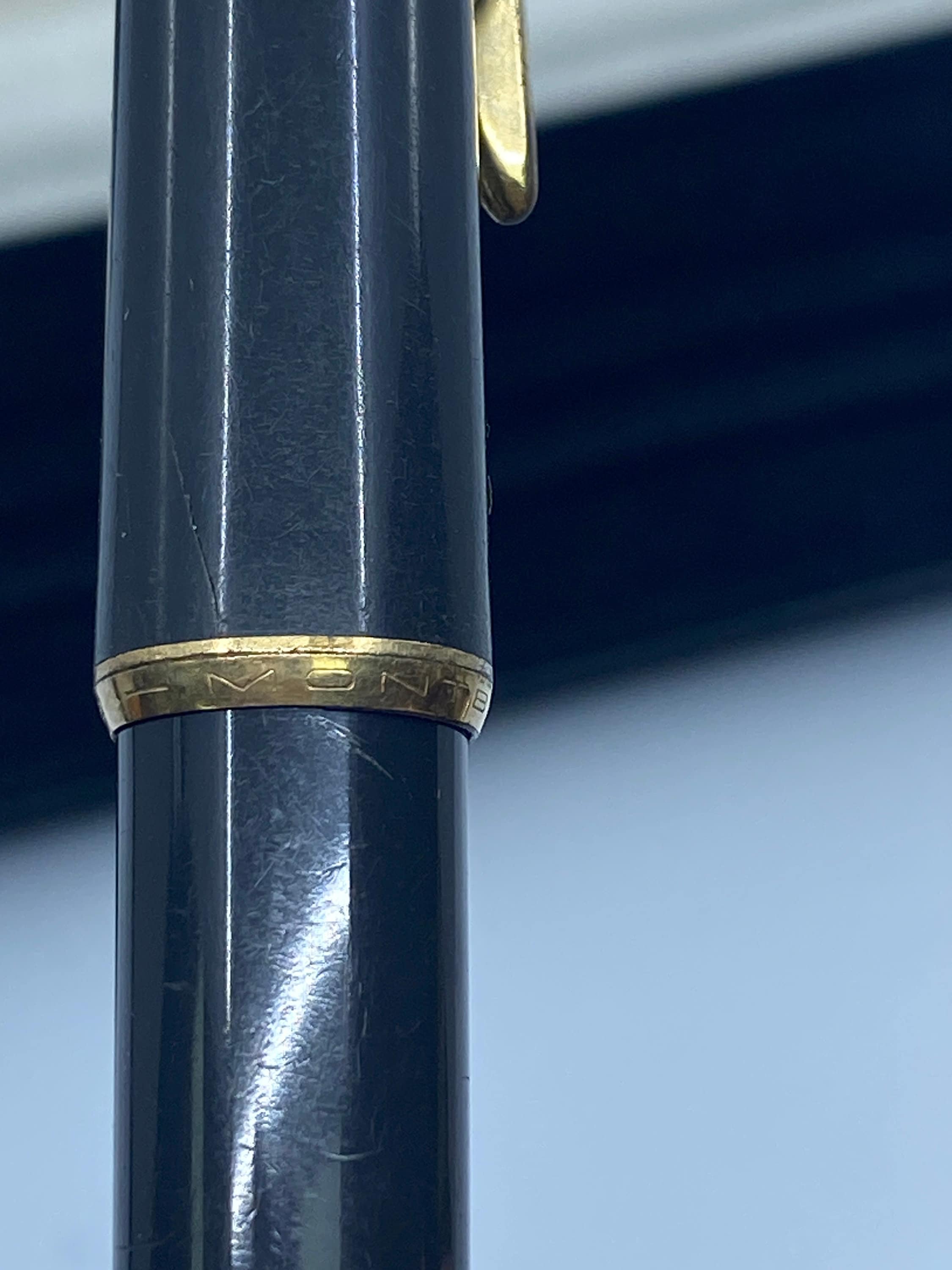 Montblanc 32 Fountain Pen – 1959 Vintage, 14K Gold Inlaid Nib