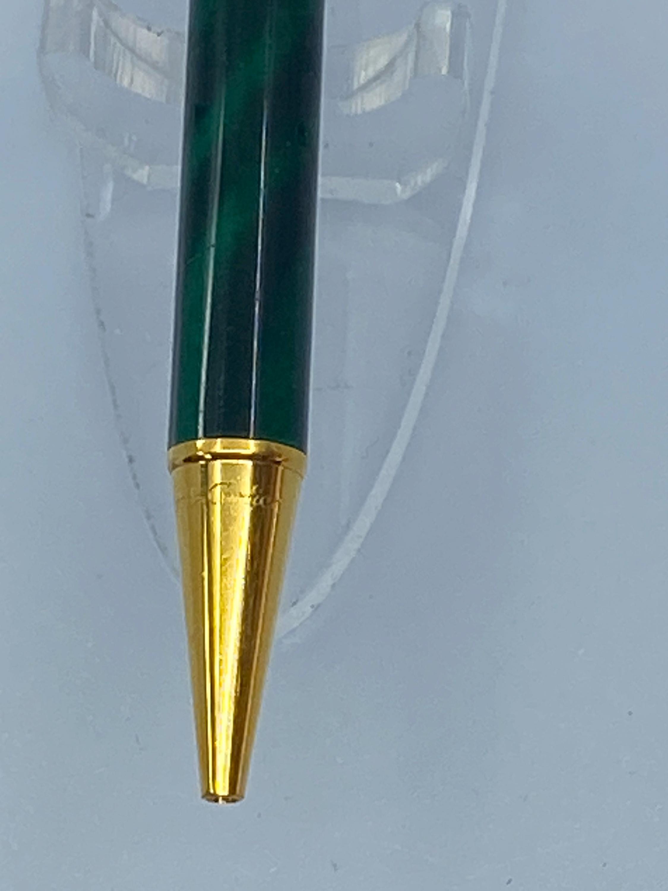 Cartier 'must De Cartier' Ballpoint Pen in Gold and Green Lacquer