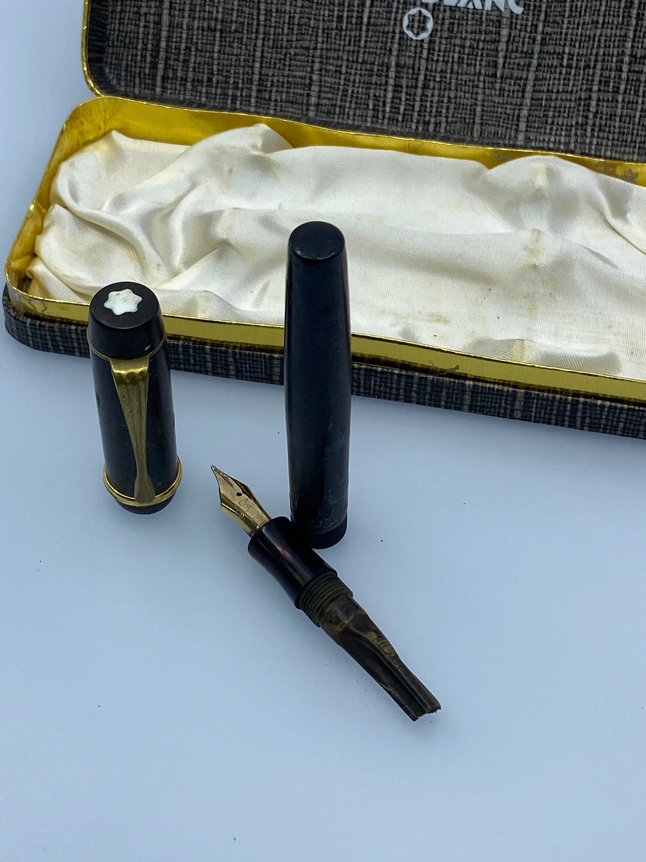 MONTBLANC ヴィンテージ 万年筆14金042G MONTBLANC - MONTBLANC 万年筆 Germany VTG MONTBLANC 144G FP