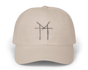 Gorra clásica estilo "dad cap" con símbolo rúnico dibujado a mano / Gorra minimalista bordada