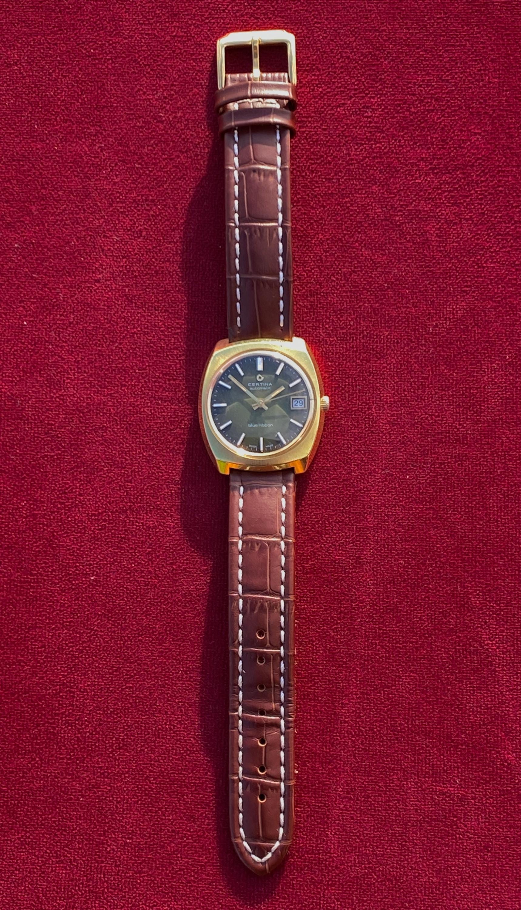 修理済みのスイス製自動巻き腕時計、Certina Blue Ribbon