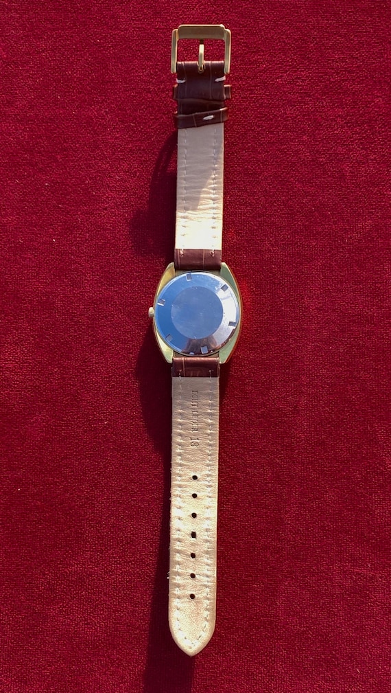 修理済みのスイス製自動巻き腕時計、Certina Blue Ribbon