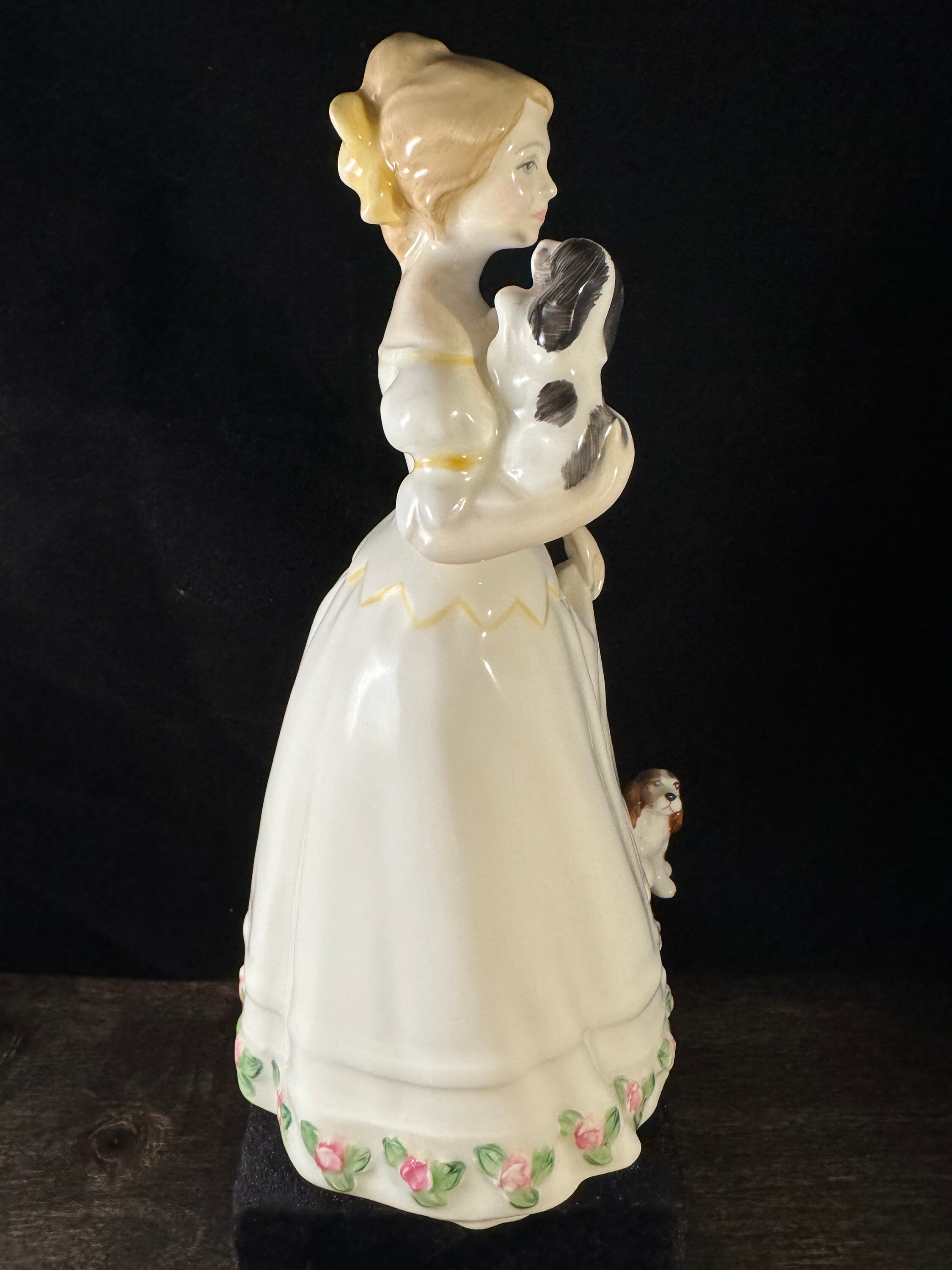 1994 Royal Doulton HN3662 1994 Royal Doulton HN3662